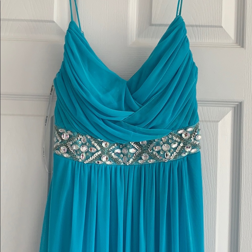 💙BLUE PROM DRESS!!